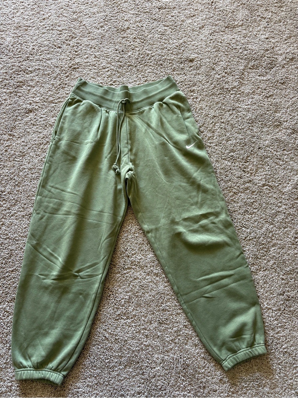 Nike Green Fleece Joggers - Picture 2 of 4